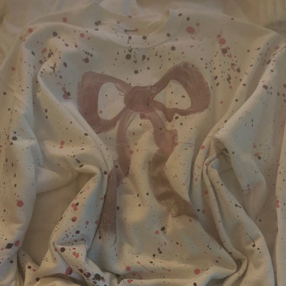 urban outfitters bow painted crewneck